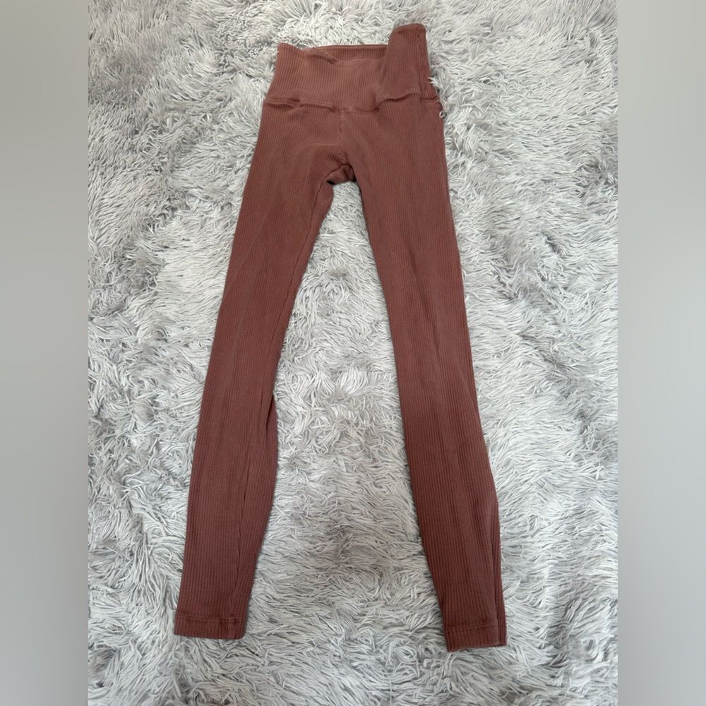 Victoria Secrets Pink Woman’s Leggings